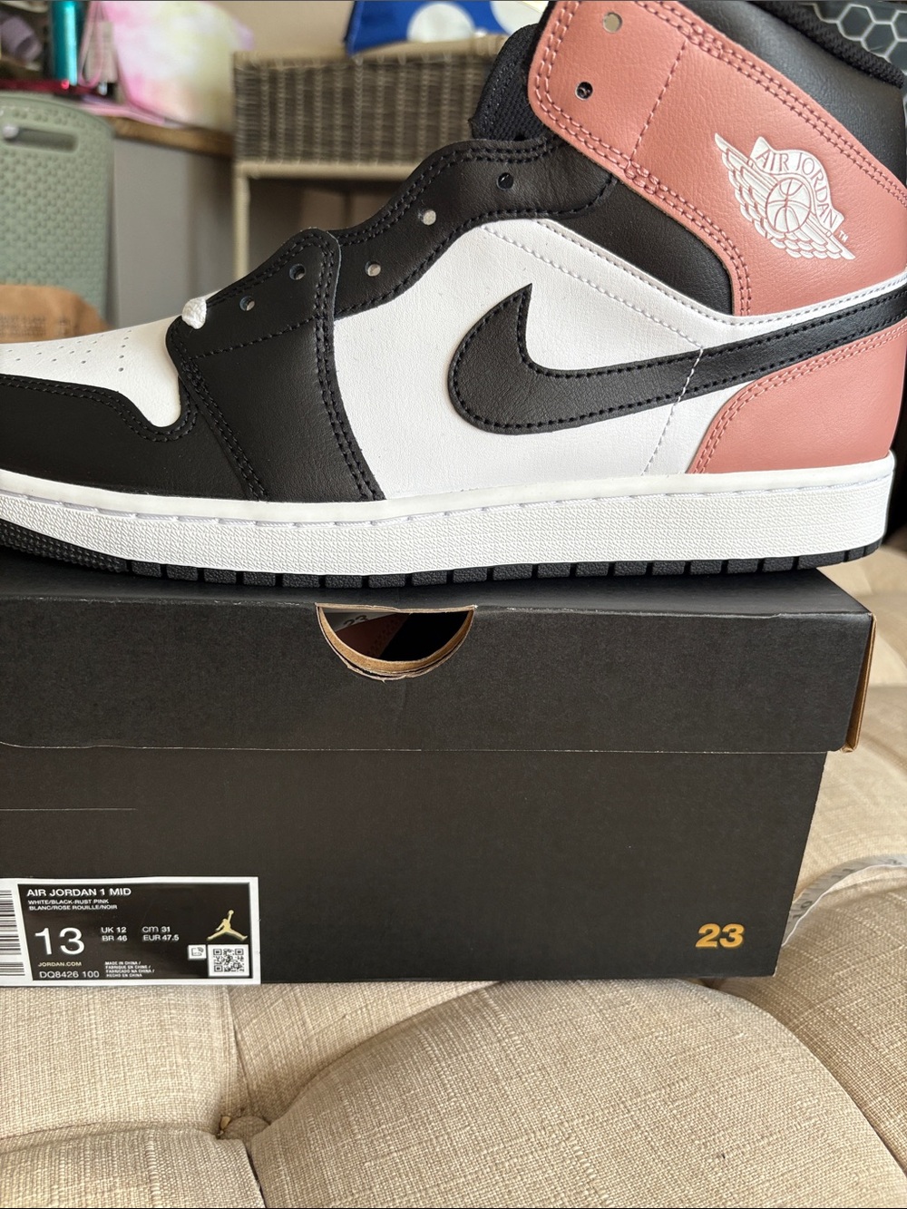 Jordan 1 Mid Men’s Sneaker - Black/White/Pink